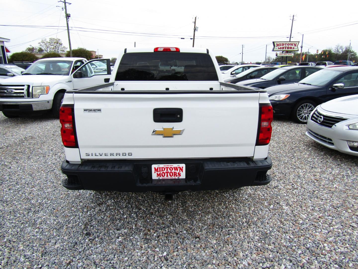 2017 WHITE /Gray Chevrolet Silverado 1500 LS Crew Cab Short Box 2WD (3GCPCNEC7HG) with an 5.3L V8 OHV 16V engine, Automatic transmission, located at 15016 S Hwy 231, Midland City, AL, 36350, (334) 983-3001, 31.306210, -85.495277 - Photo#6